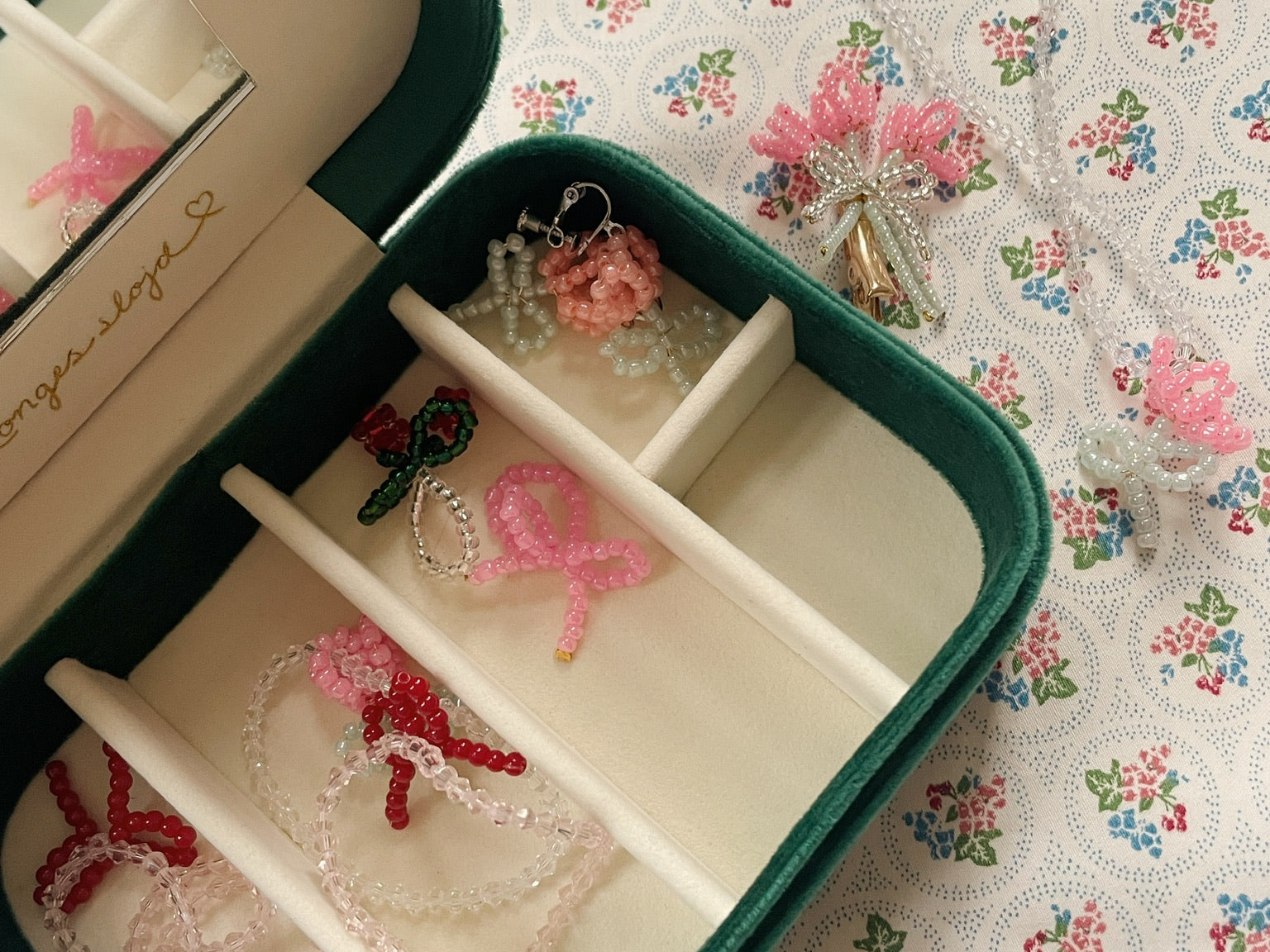 Konges Sløjd A/S JEWELLERY bottle green