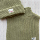 Konges Sløjd A/S NECKWARMER pale olive green