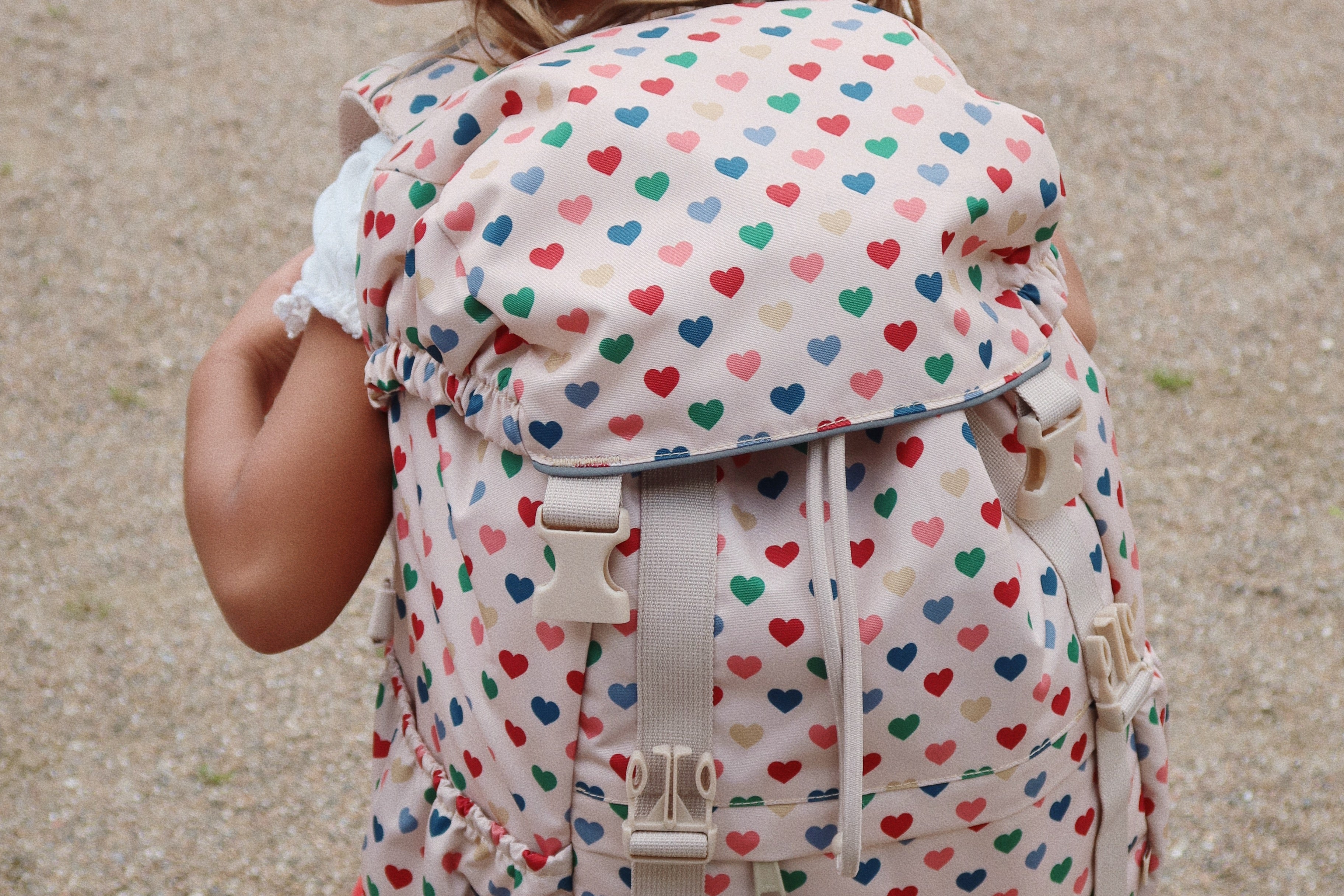 Konges Sløjd A/S SCHOOLBAG coeur colorè frappe