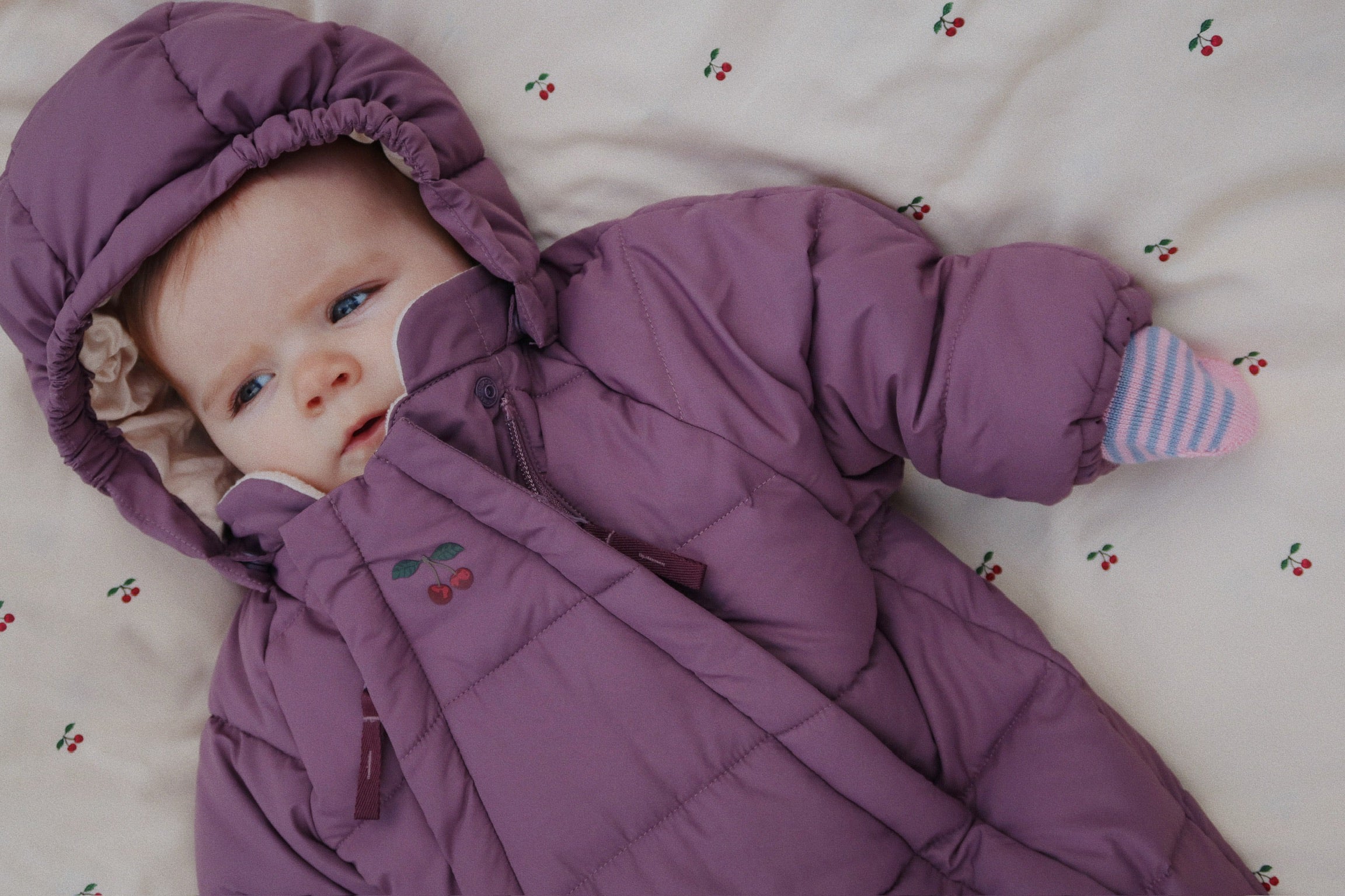 Konges Sløjd A/S MITTENS cherry/stripe