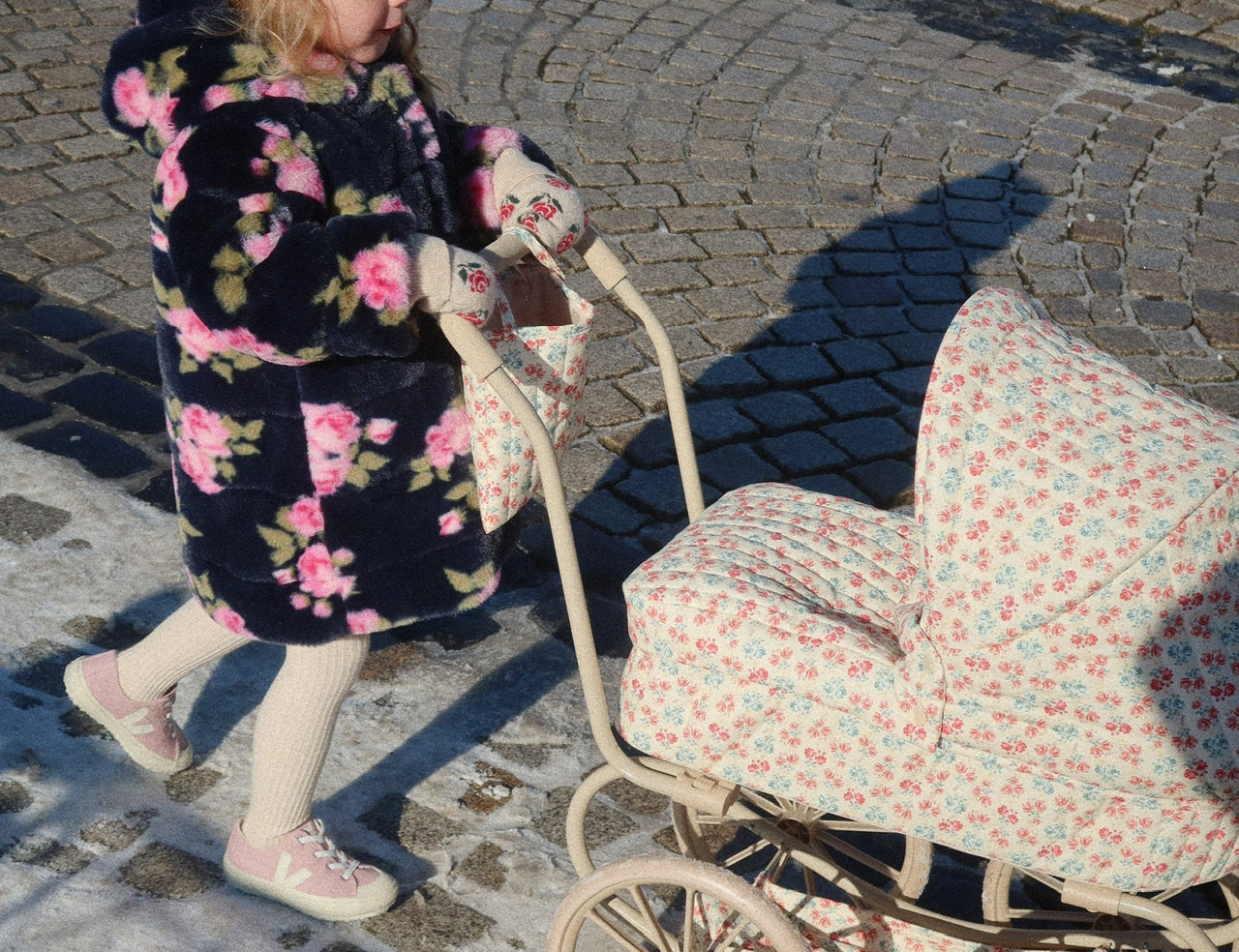 Konges Sløjd A/S DOLL ESSENTIALS lumina