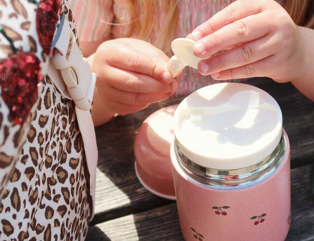 Konges Sløjd A/S FOOD STORAGE cherry glitter