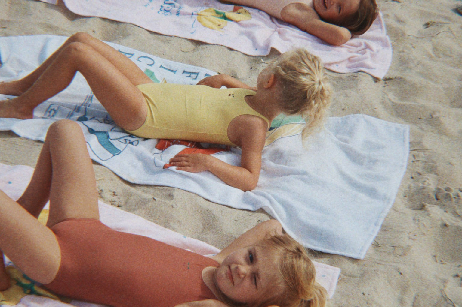 Konges Sløjd A/S SWIMSUITS pampas/mahogany