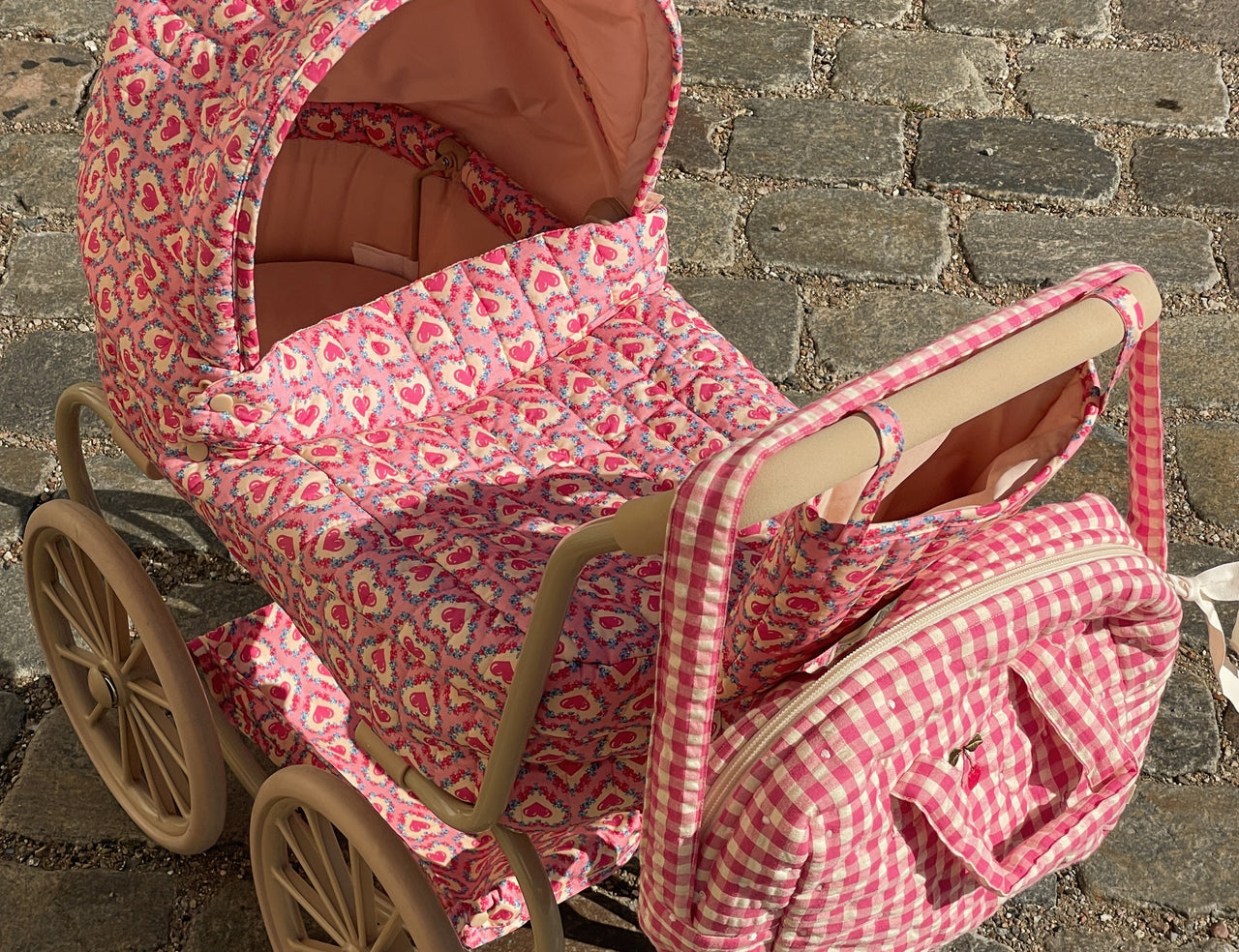 Konges Sløjd A/S DOLL ESSENTIALS bubblegum check
