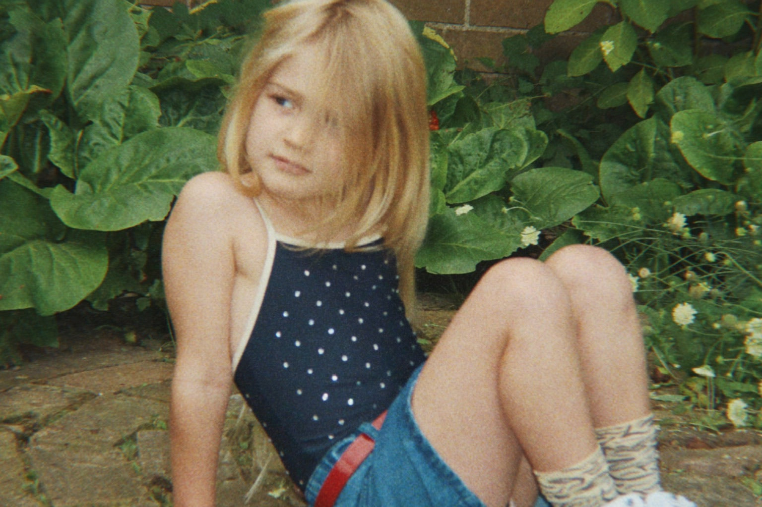 Konges Sløjd A/S JEWELLERY haute red