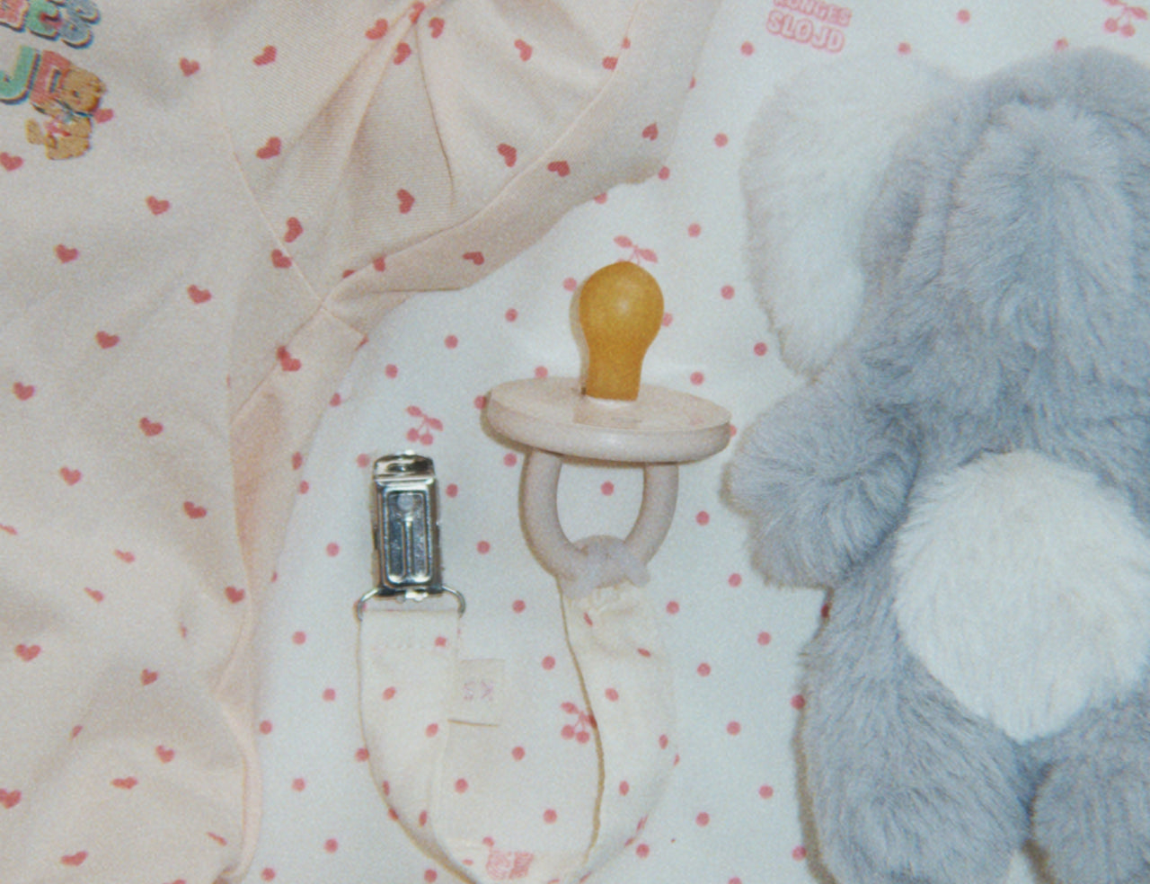 Konges Sløjd A/S PACIFIERS cherry dot