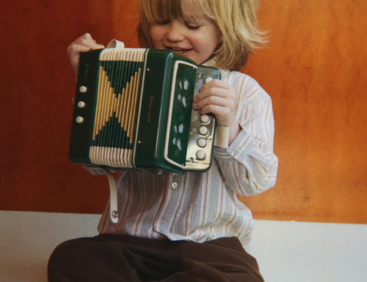 Konges Sløjd A/S MUSIC TOYS green