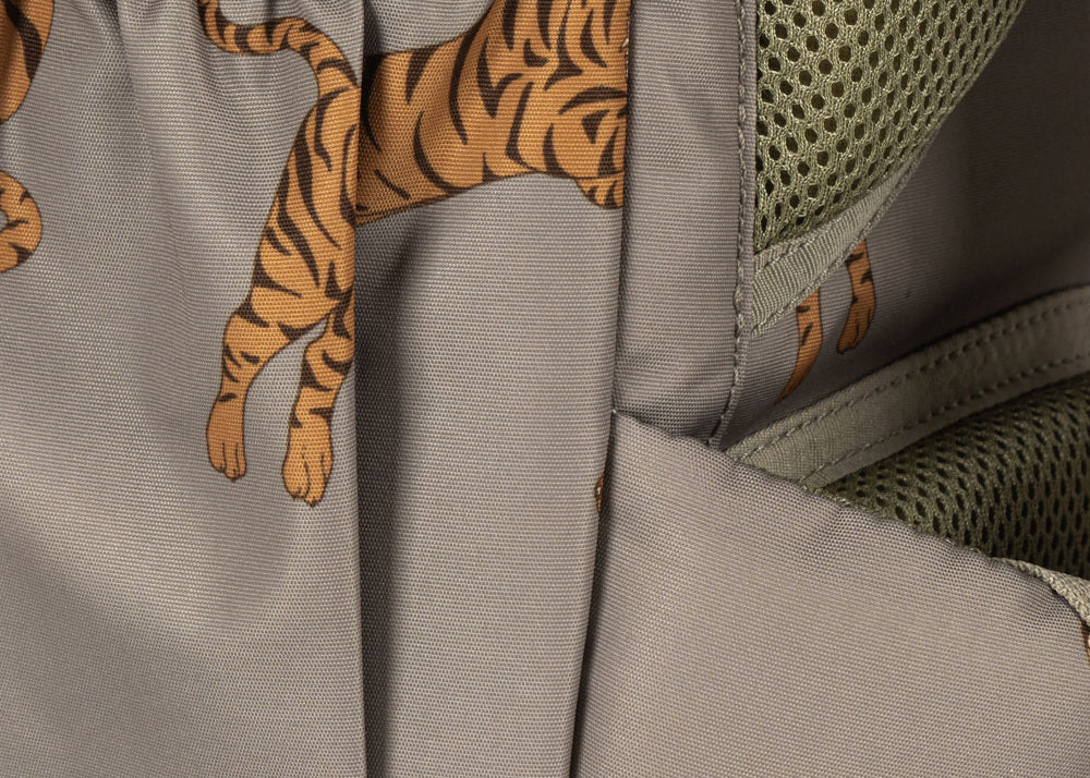 Konges Sløjd A/S SCHOOLBAG tiger oak