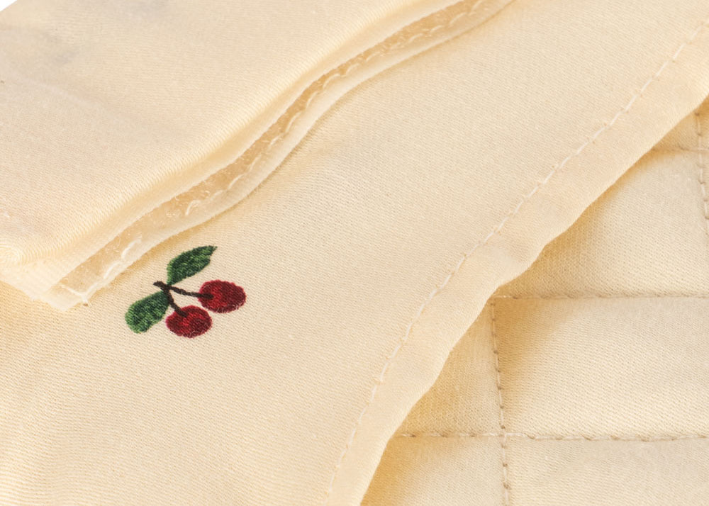 Konges Sløjd A/S TABLEWARE cherry