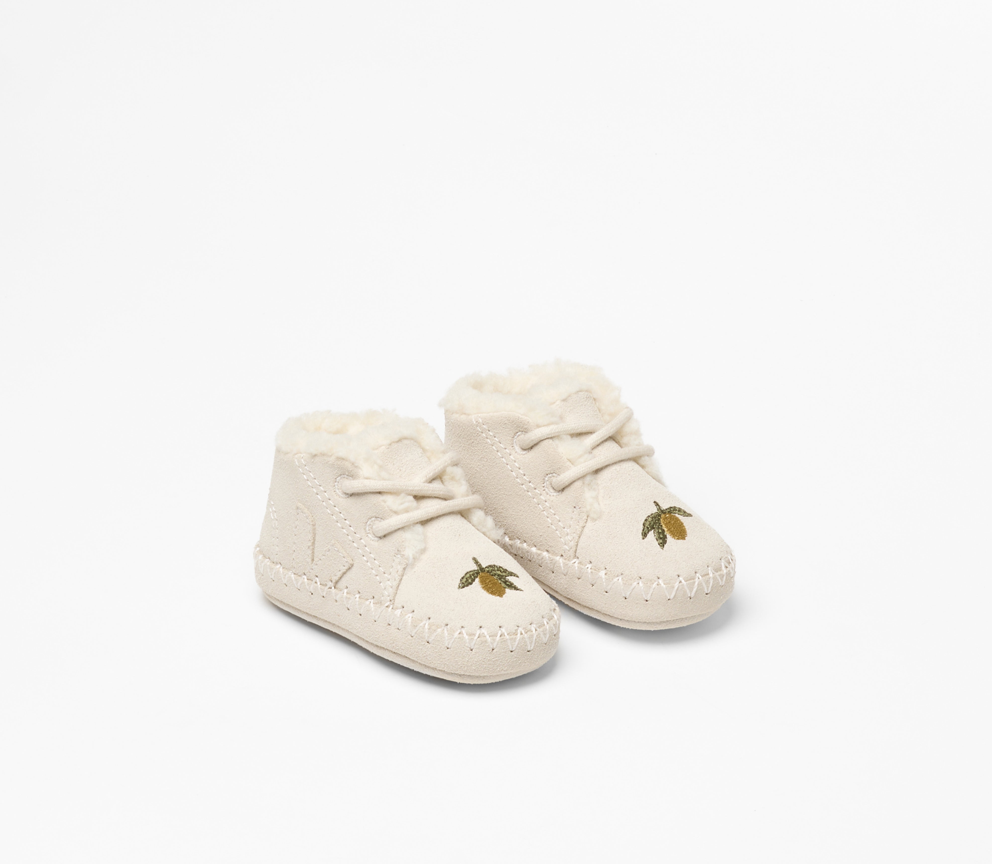 Konges Sløjd A/S SHOES pierre